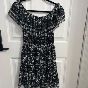 Max Studio off the shoulder dress. EUC.